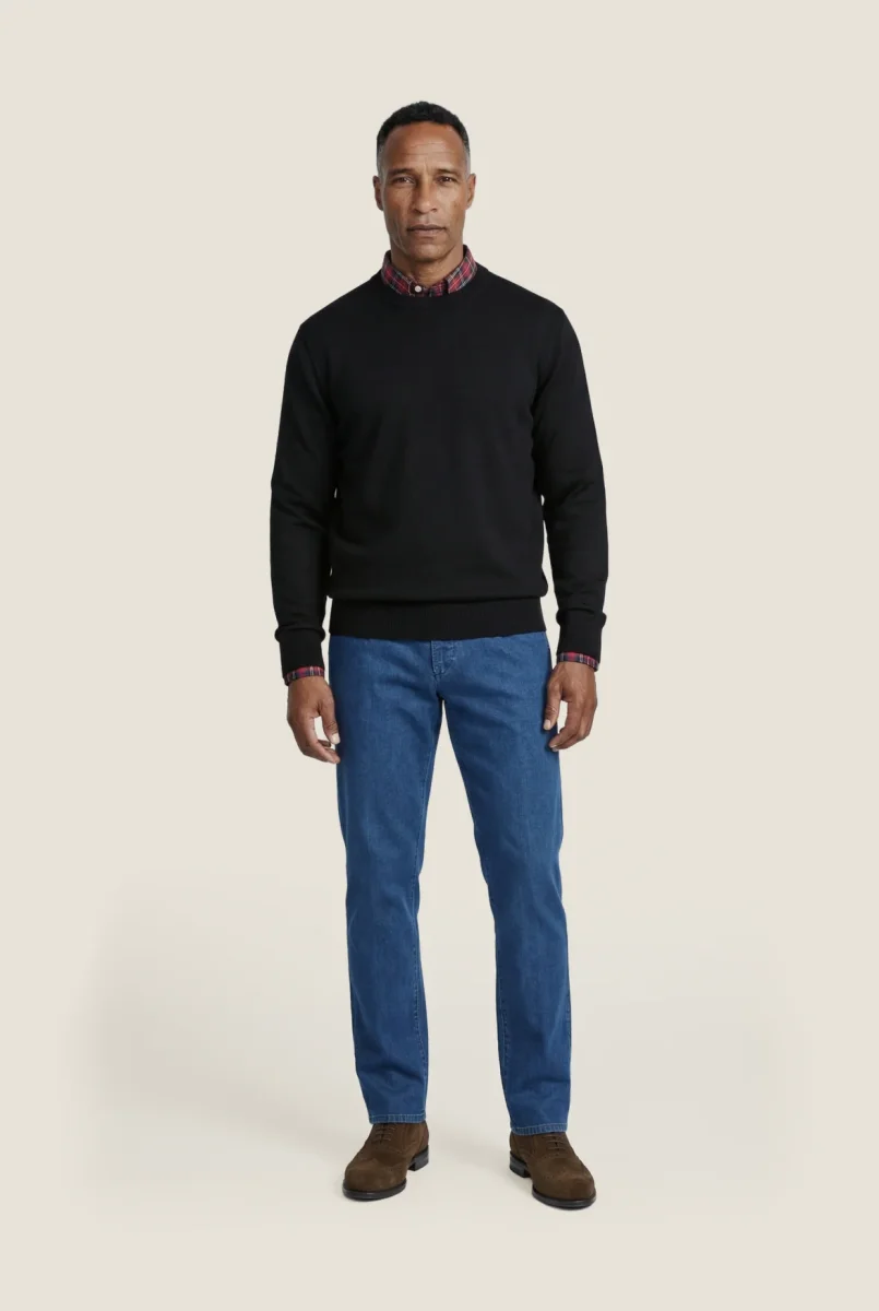 Merinowollpullover mit Rundhalsausschnitt | Schwarz – Bild 3